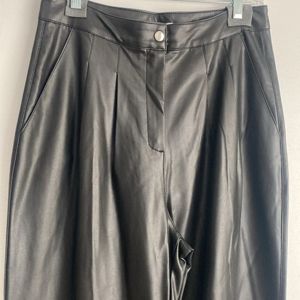 Topshop Black Faux Leather High Waisted Pants Size 8 - Picture 2 of 8
